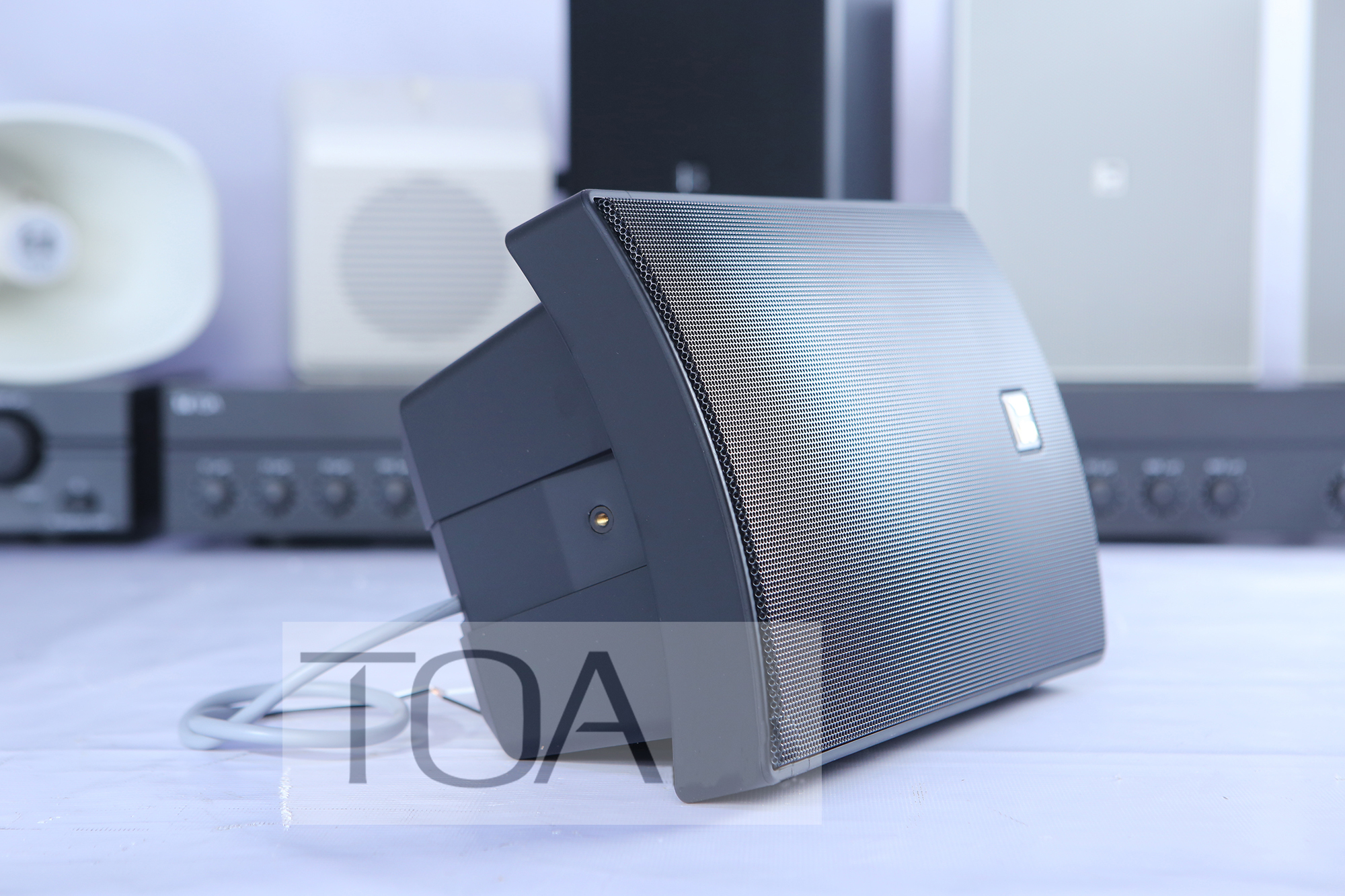 Loa TOA BS-1030B