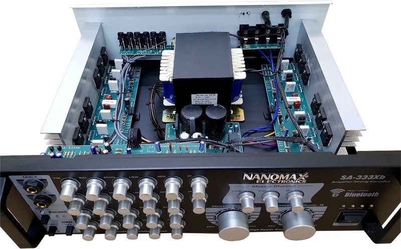 Các mạch bên trong của Amply karaoke Nanomax SA-333XB