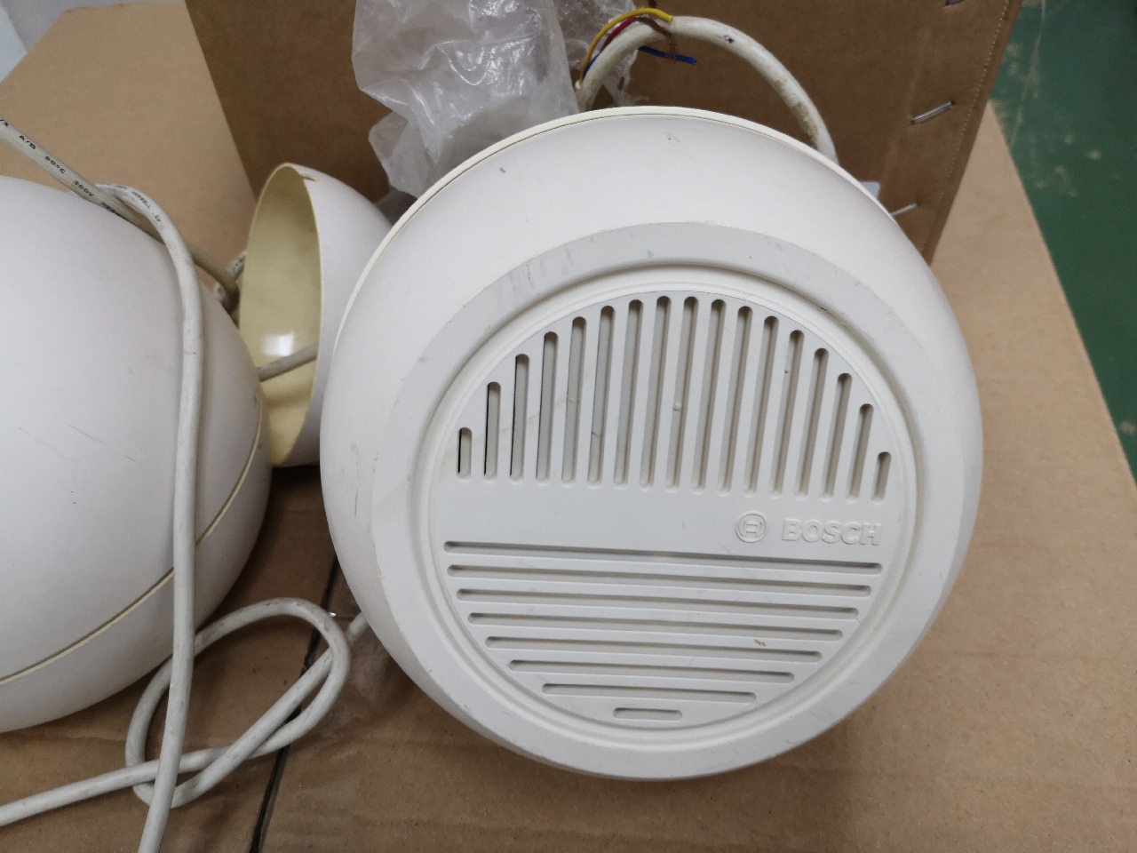 Loa Treo Trần Bosch LBC 3095/15