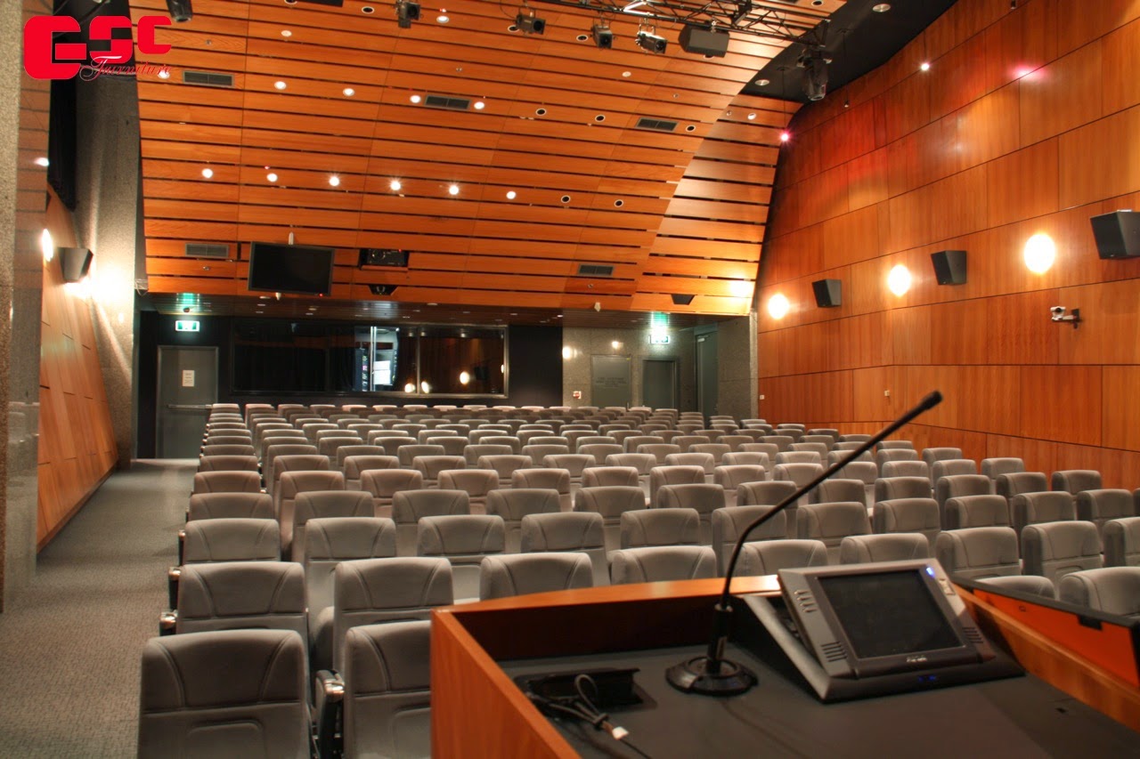 hoi-truong Micro cổ ngỗng JTS ST 850 tại hội trường