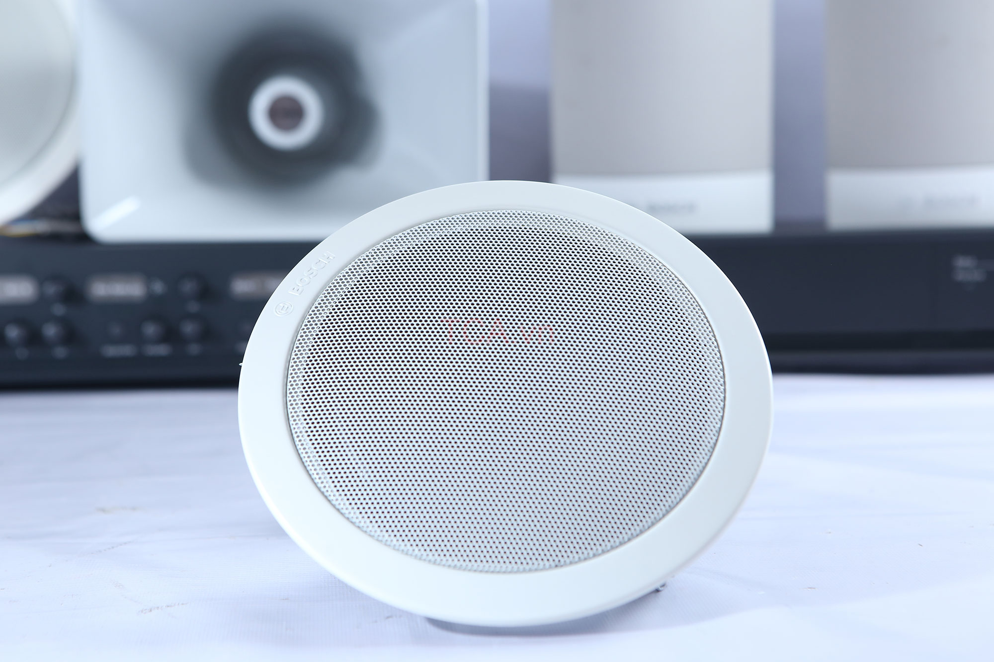 Loa âm trần Bosch LHM 0606/10