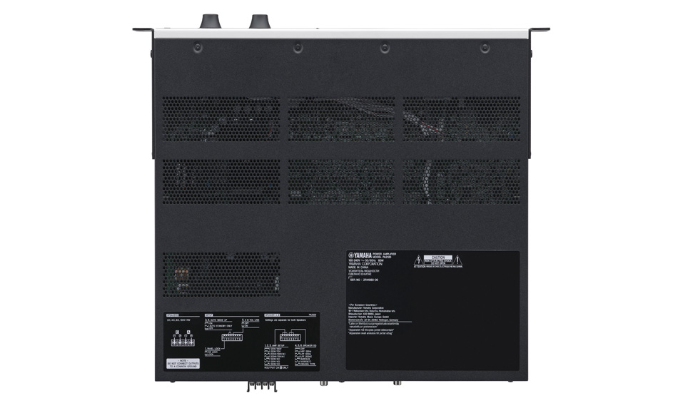 Mặt sau Cục đẩy công suất Yamaha PA2120