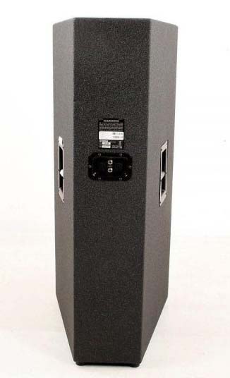 Mặt sau của Mặt sau của Loa hội trường Yamaha C215V
