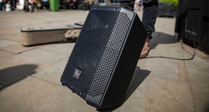 top-11-loa-phong-hoc-chat-luong-cao-dep-mat-uy-tin-3