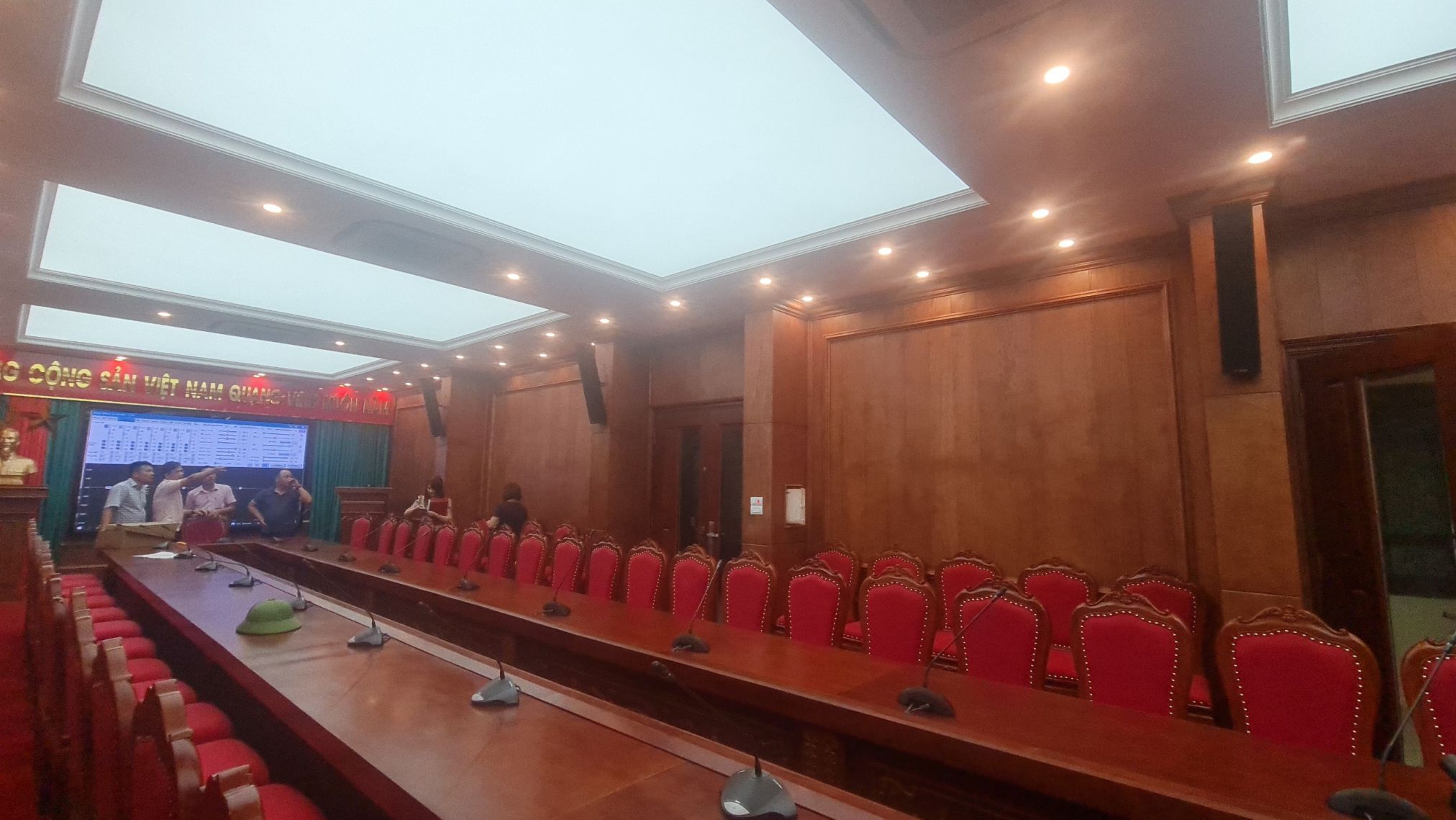 z3741764260880_e73b61f0f07157962c62d94202b6898b-1